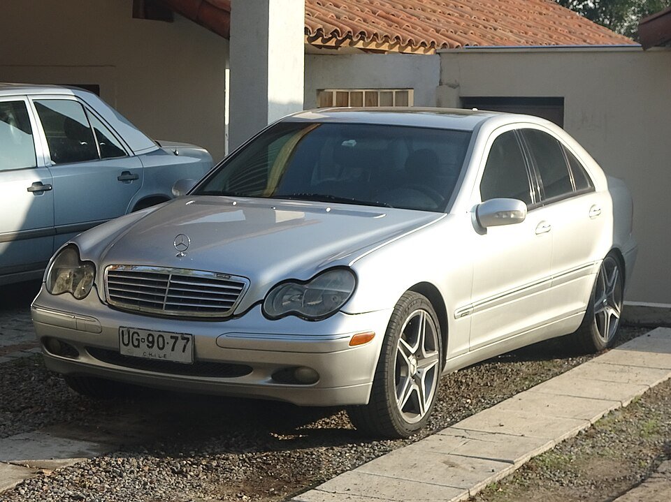 مرسيدس C180 2008