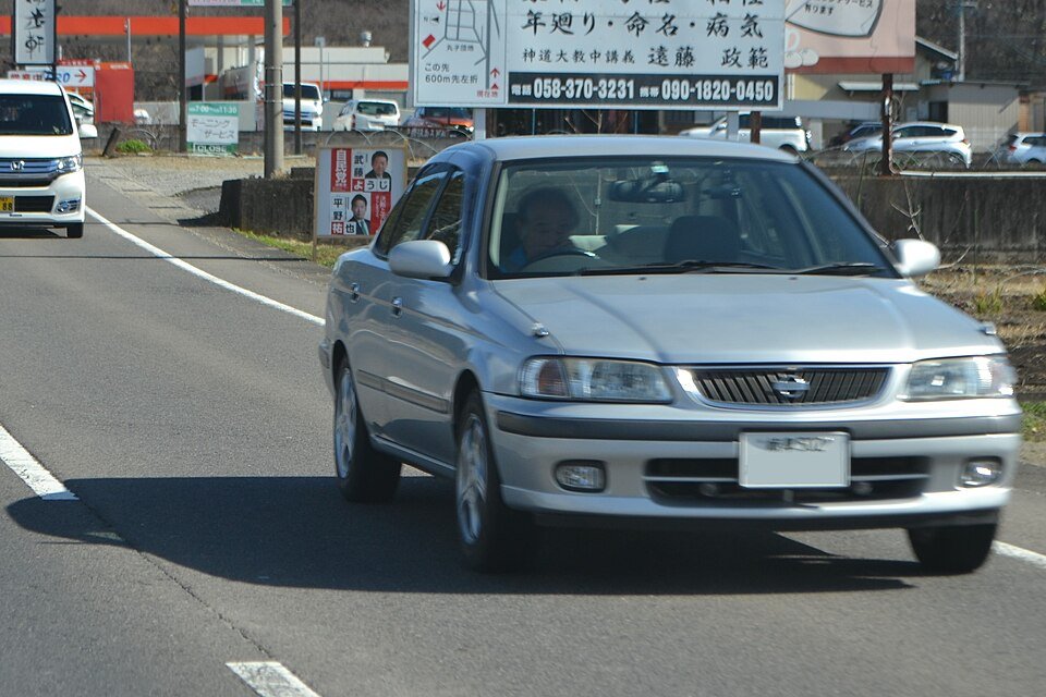 نيسان صني 2008